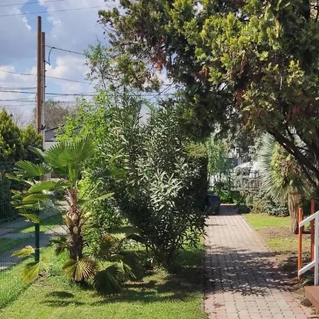 Mediterran Garden Lil Vecsés