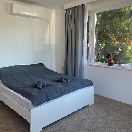 Mediterran Garden Lil *