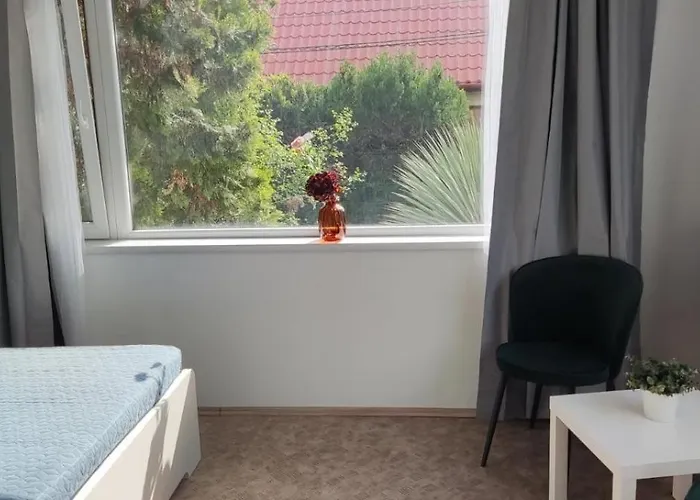 Mediterran Garden Lil 아파트